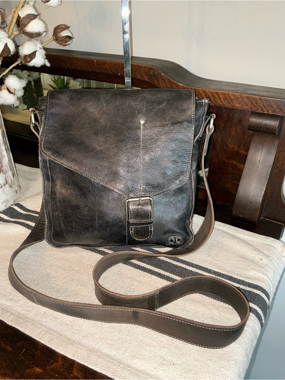 Bed Stu Leather Venice Beach Crossbody Bag Black Rustic Retail $240